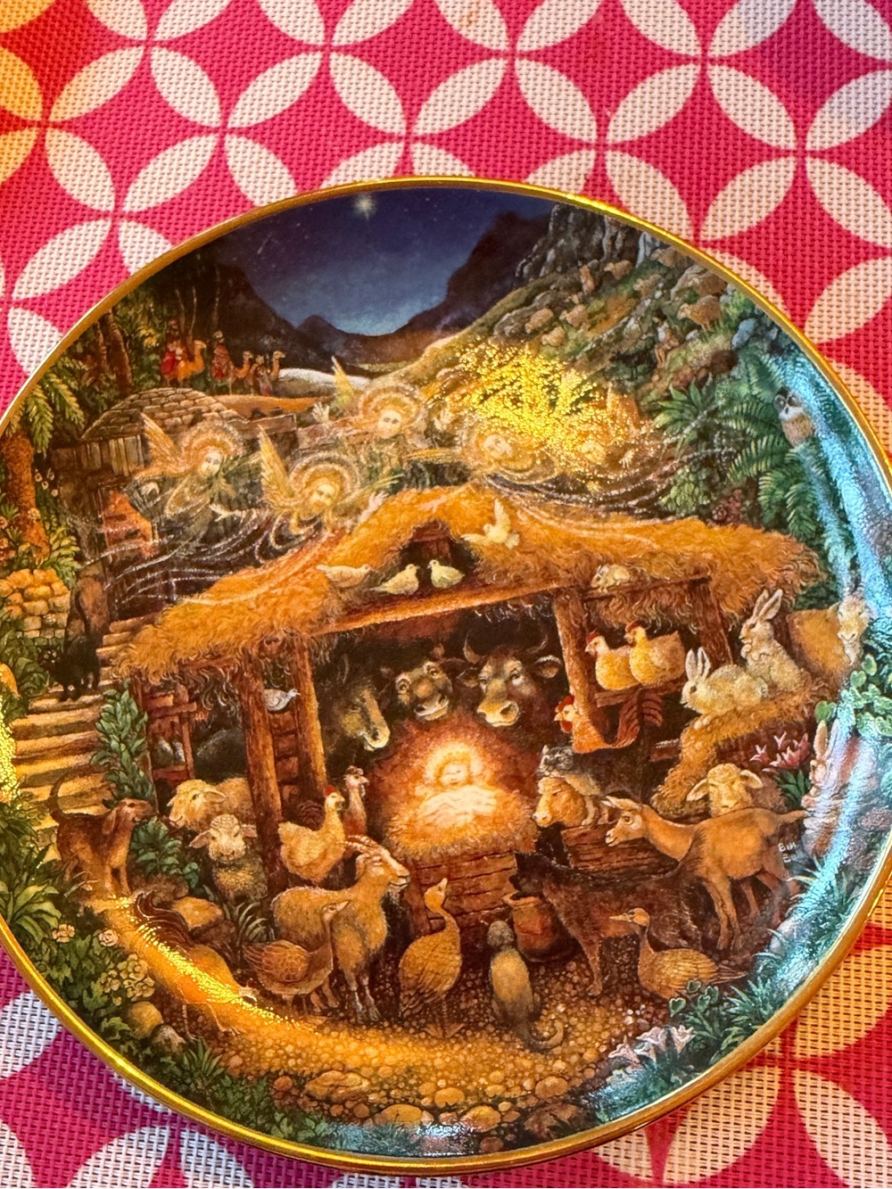 Vintage collectible plate “Away in a Manger” by Bill Bell. Limited edition.